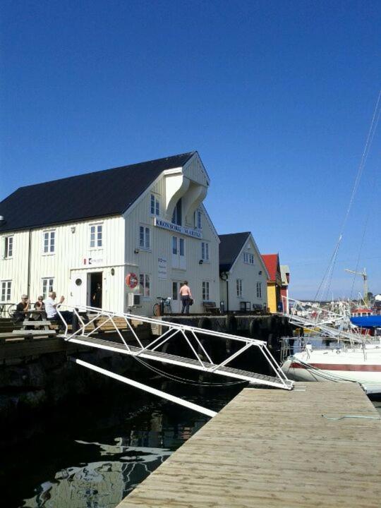 Kronborg Marina Hotel Sveggen Exterior photo